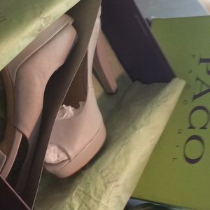 Women’s Open Toe Heels.